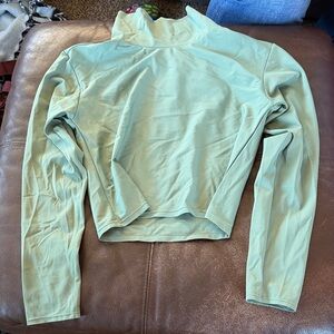 Women's Cropped Green Rash Guard